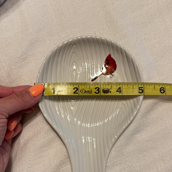 🕊️❤️ 🆕 Elegant White Ceramic Spoon Rest with Red Cardinal - Picture 4 of 12